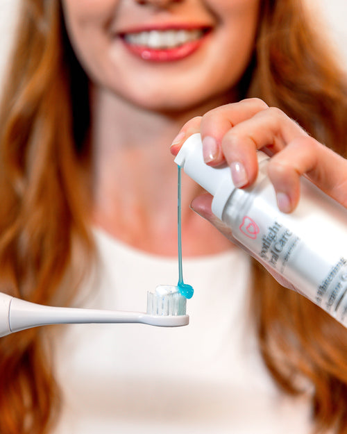 Blue gel whitening booster designed to transform any toothpaste into an advanced whitening treatment without causing sensitivity​