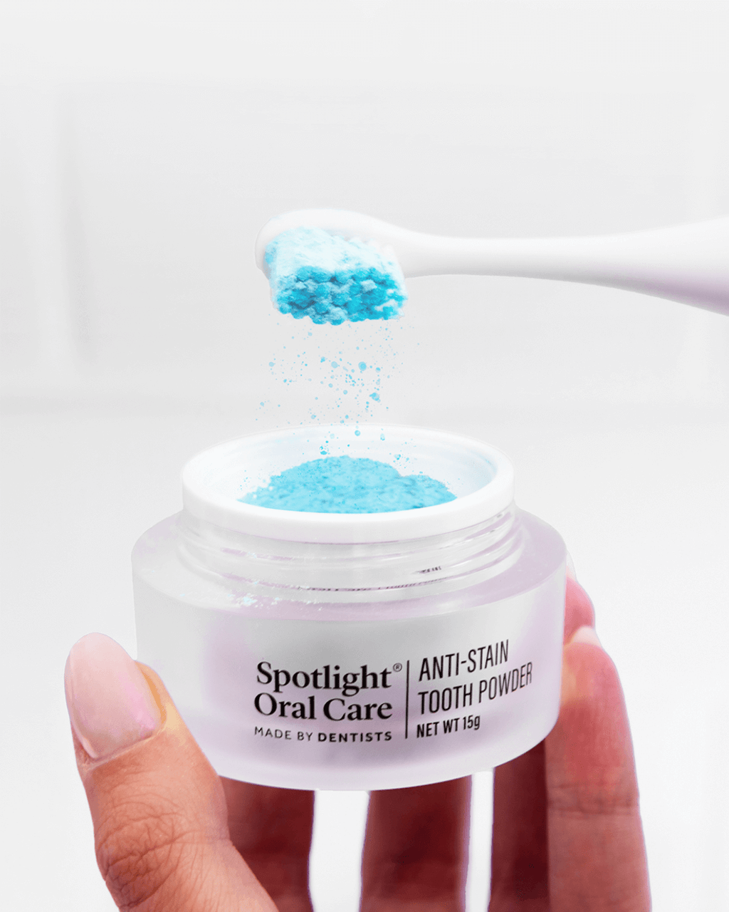 Clinically formulated tooth powder combining volcanic mineral Perlite and PAP to gently whiten teeth without sensitivity​