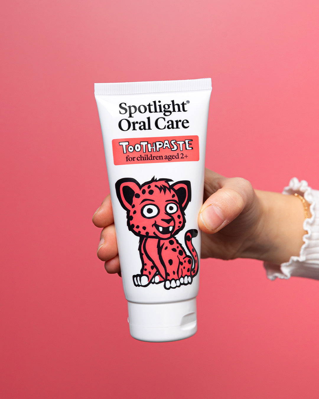 Vegan-friendly and sugar-free kids' toothpaste set in 100% recyclable packaging, developed by dentists for children aged 2 and up​