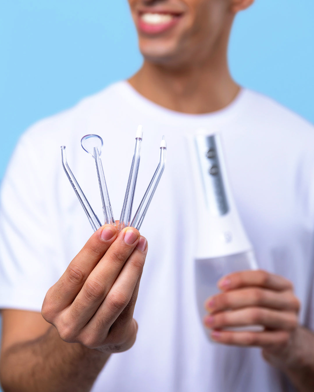 Dentist-developed replacement tips designed to enhance your water flossing experience, targeting plaque, gum health, and bad breath​